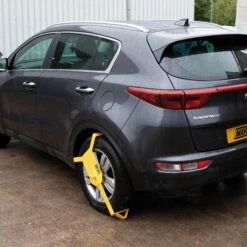 Maypole 10" - 16" Heavy Duty Wheel Clamp 12 Maypole 10" - 16" Heavy Duty Wheel Clamp -Attwoolls Outdoors 909 5