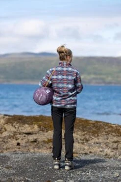 Vango Ember Single Sleeping Bag - Arctic Dusk 18 Vango Ember Single Sleeping Bag - Arctic Dusk -Attwoolls Outdoors ember single arctic dusk image 7