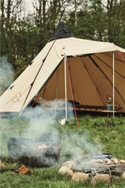 Robens Chinook Ursa Tipi Tent 2023 -Attwoolls Outdoors robens chinook ursa tent 130244 30